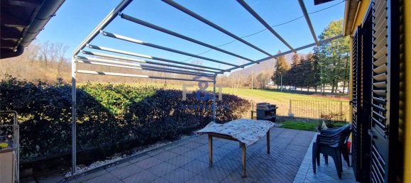 2 bedrooms Villa in Leggiuno, Italy No. 1623 12