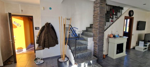 2 bedrooms Villa in Leggiuno, Italy No. 1623 46