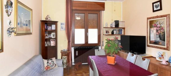 2 bedrooms Apartment in Parabiago, Italy No. 23093 4