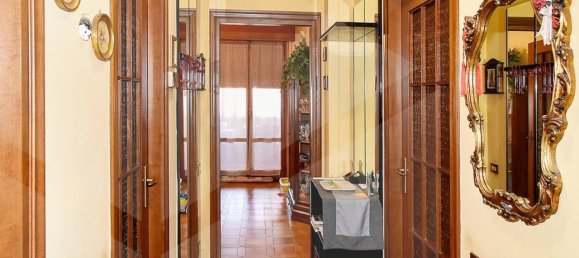 2 bedrooms Apartment in Parabiago, Italy No. 23093 9