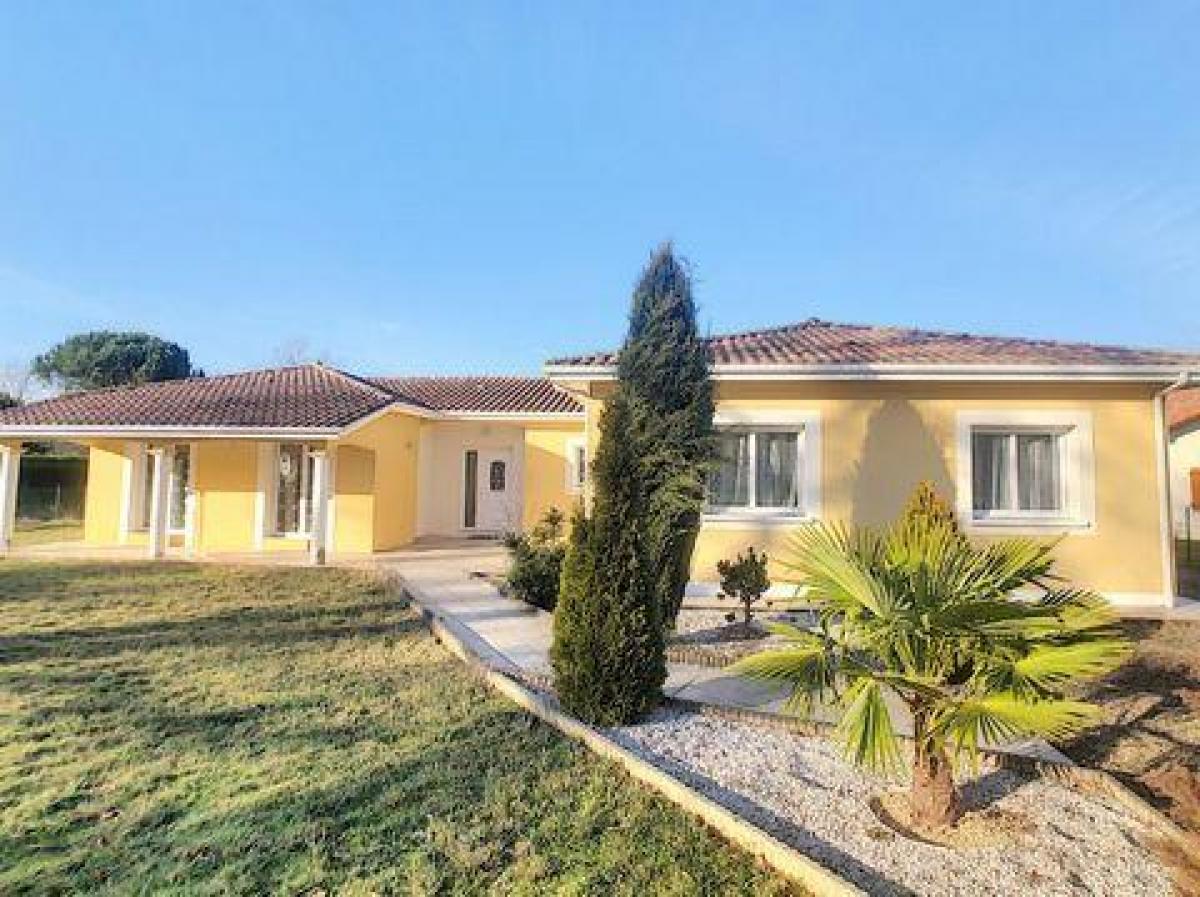 4 bedrooms House in Mont-de-Marsan, France No. 5682