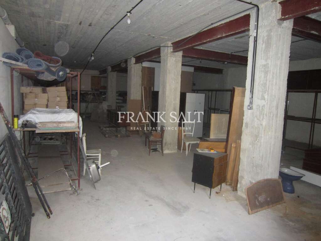 140m² Warehouse in Birkirkara, Malta No. 13532