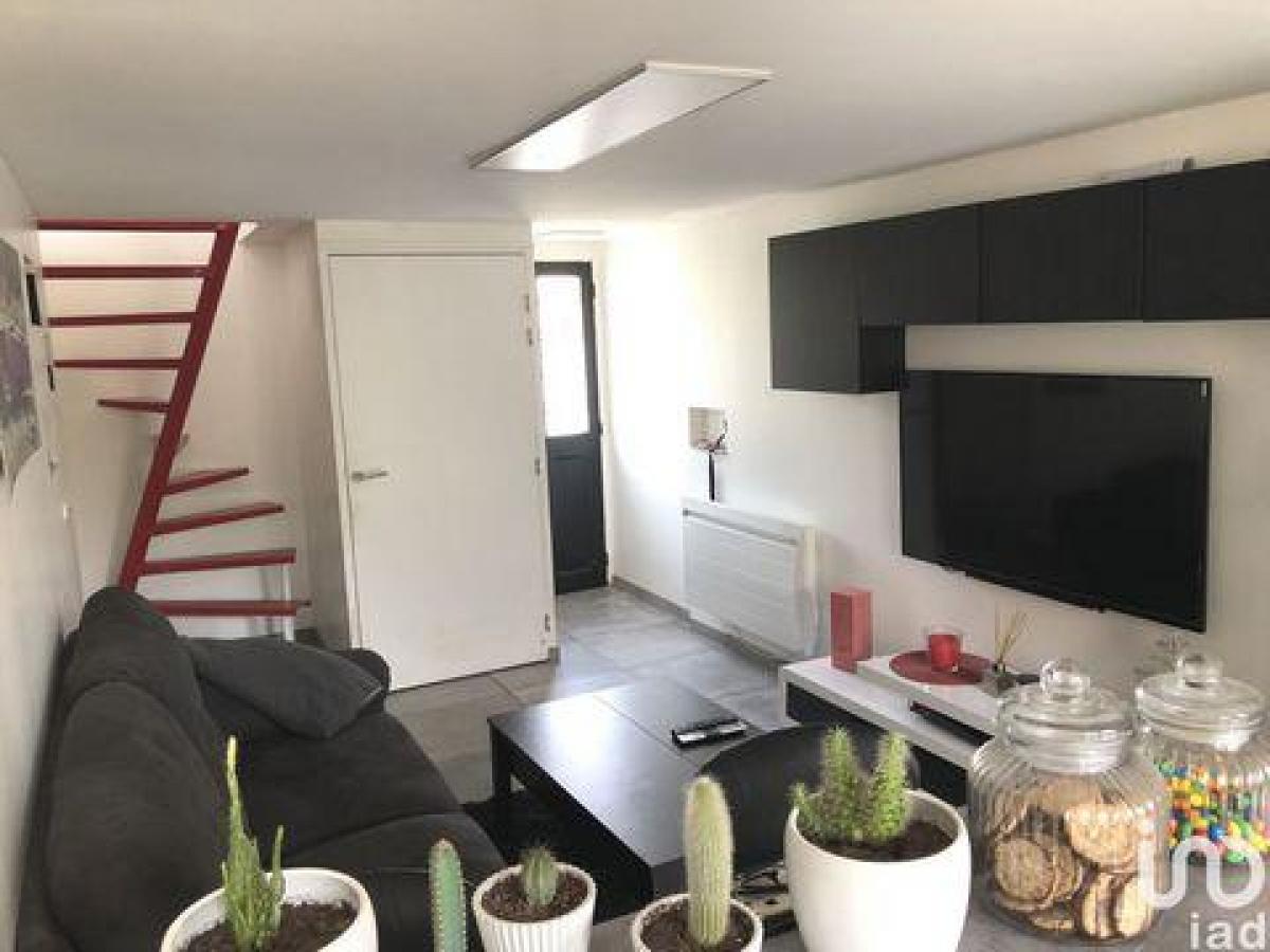 Studio-Eigentumswohnung in Brunoy, France, Nr. 32807