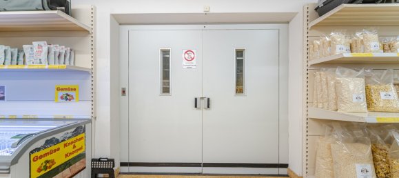 Здание с 8 комнатами в Фюрстенфельдбрукк, Германия № 39691 35