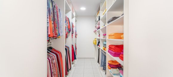 Здание с 8 комнатами в Фюрстенфельдбрукк, Германия № 39691 34