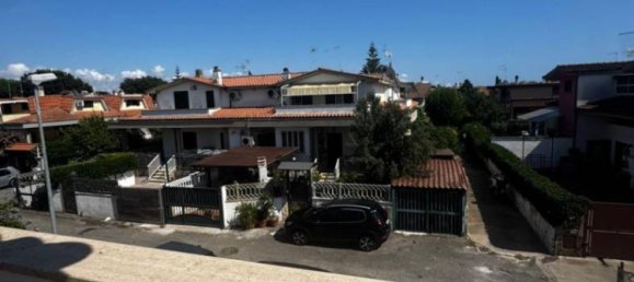 2 bedrooms Apartment in Ladispoli, Italy No. 294224 15