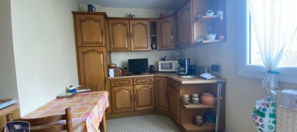 Apartamento de 3 dormitorios en Bourges, France No. 55988 25