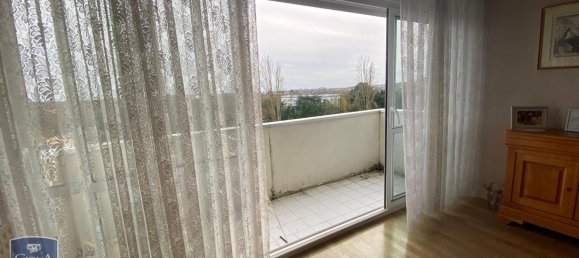 Apartamento de 3 dormitorios en Bourges, France No. 55988 17