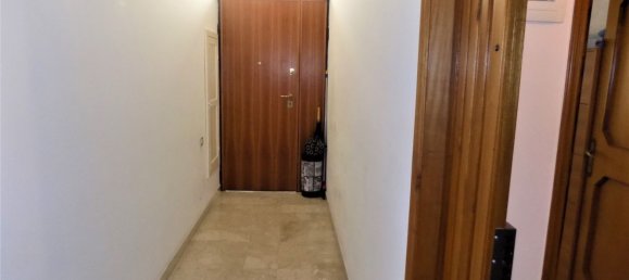 3 rooms Apartment in Montescaglioso, Italy No. 260054 4