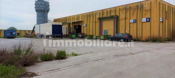 5-salle Entrepôt à Monsano, Italy No. 159278 16