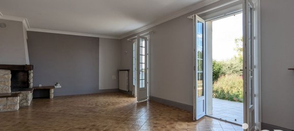 3 chambres Maison à Deux-Sèvres, France No. 295803 2