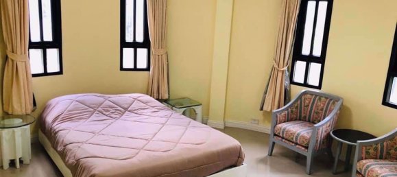 4 bedrooms House in Watthana, Thailand No. 9892 12