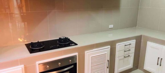 4 bedrooms House in Watthana, Thailand No. 9892 3