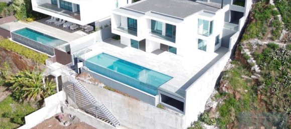 4 bedrooms House in Funchal, Portugal No. 123317 2