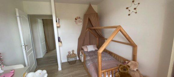 4 Schlafzimmer Haus in Saint-Remy-en-Rollat, France, Nr. 191736 2