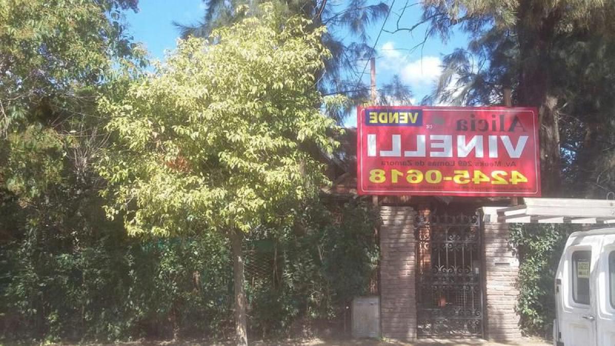 112m² Land in Lomas de Zamora, Argentina No. 37828