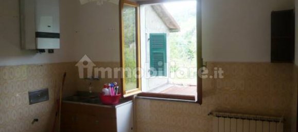 Квартира с 1 спальней в Понтремоли, Италия № 70983 5