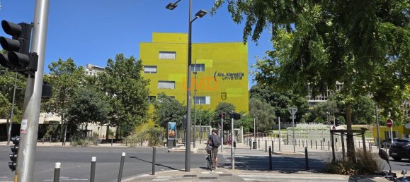 4 Schlafzimmer Wohnung in Marseille, France, Nr. 343325 2