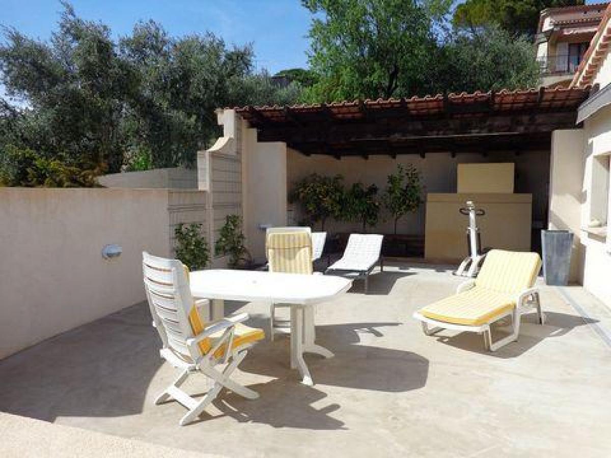 4 bedrooms House in Tourrettes, France No. 11420