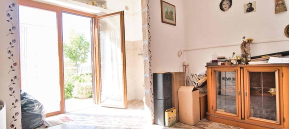 3 rooms Apartment in Piombino, Italy No. 111510 3