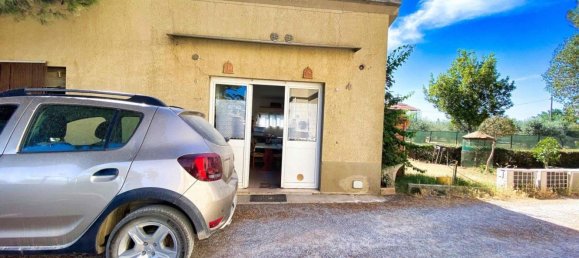 3 rooms Apartment in Piombino, Italy No. 111510 16