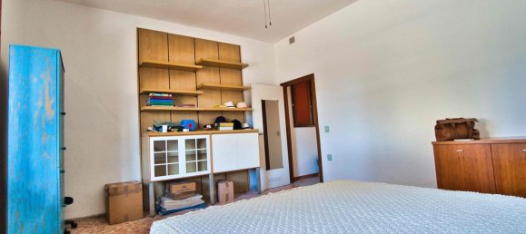 3 rooms Apartment in Piombino, Italy No. 111510 9