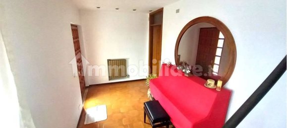 4 bedrooms House in Soave, Italy No. 300564 12