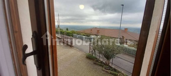 4 bedrooms House in Soave, Italy No. 300564 2