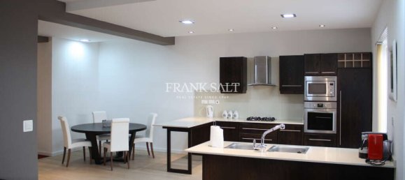 Apartamento de 3 dormitorios en Saint Julian's, Malta No. 3453 2