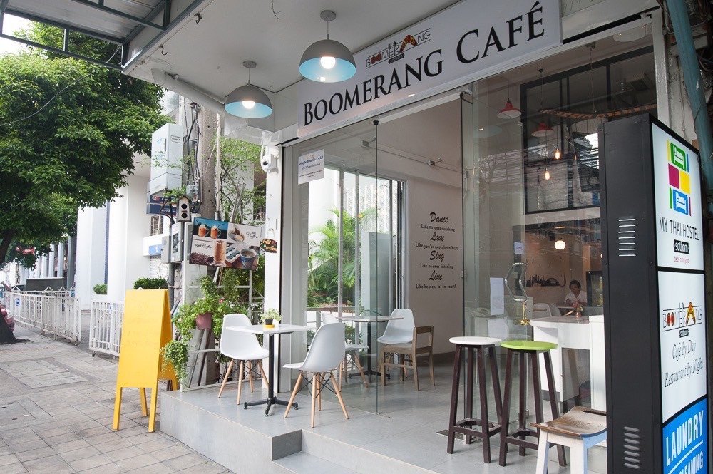 18 bedrooms Bungalow in Bangkok, Thailand No. 6321