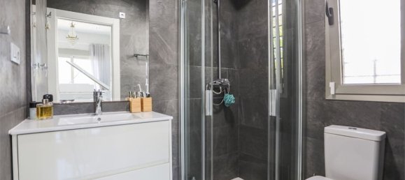 4 غرف نوم منزل في Alicante, Spain رقم 188344 10