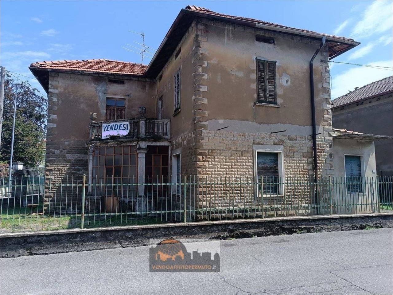 6غرفة فيلا في Telgate, Italy رقم 90086