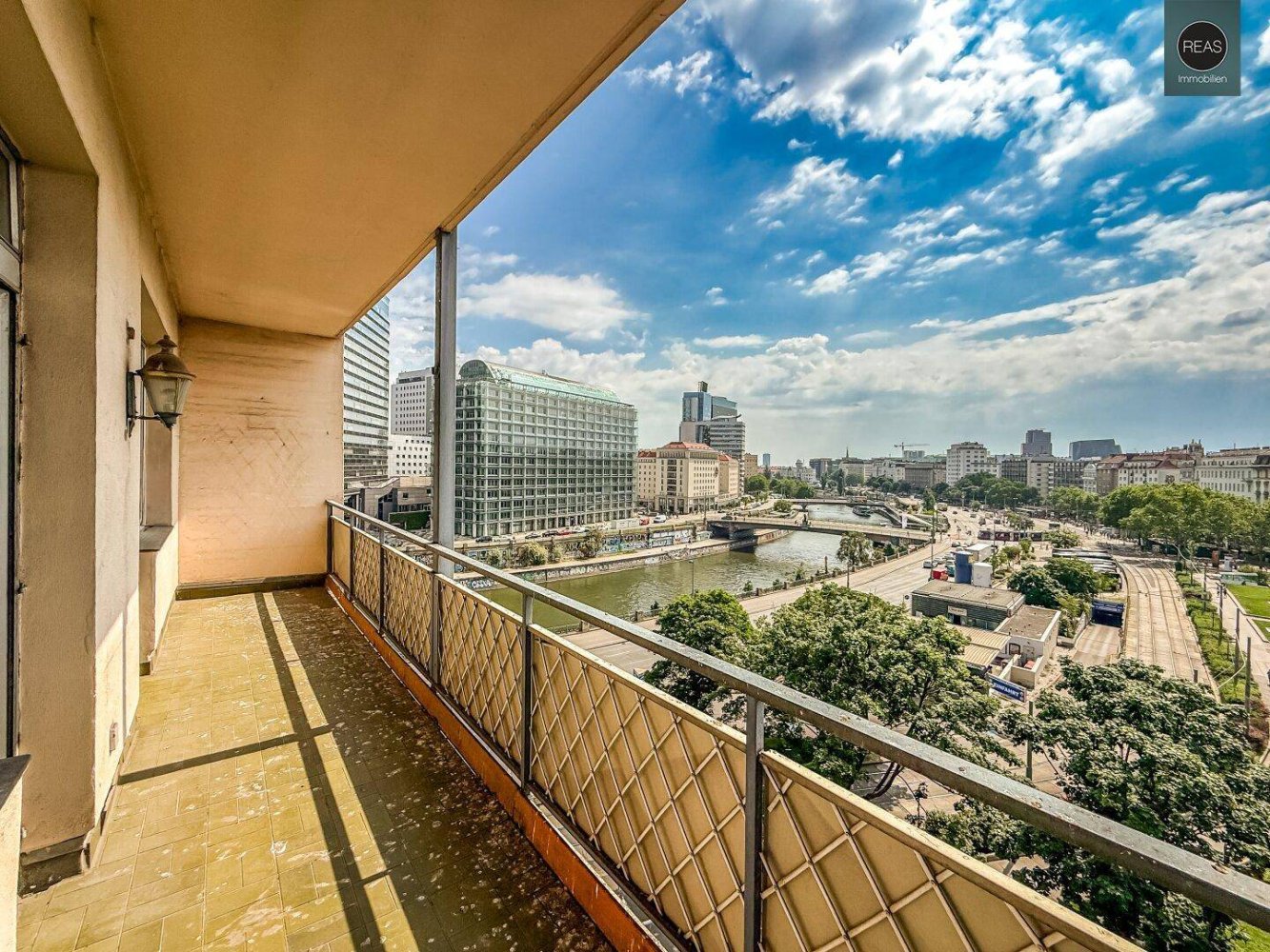 6 rooms Apartment in Vienna, Austria No. 216112