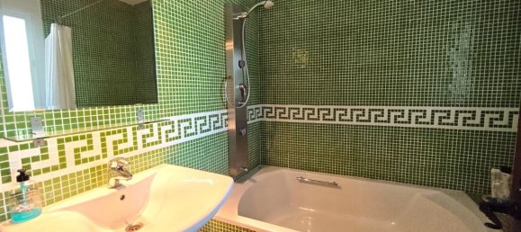 Дом с 4 спальнями в Эстепона, Испания № 180808 10