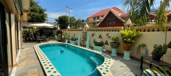 4 chambres Café / restaurant à Pattaya, Thailand No. 1270 2