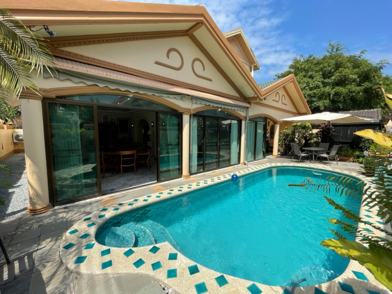 4 chambres Café / restaurant à Pattaya, Thailand No. 1270