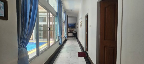 5 chambres house à louer à Pattaya, Chonburi, Eastern Thailand, Thailand № 58767 12