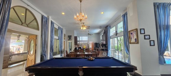 5 chambres house à louer à Pattaya, Chonburi, Eastern Thailand, Thailand № 58767 9