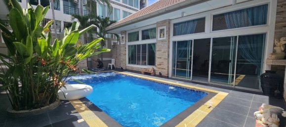 5 chambres house à louer à Pattaya, Chonburi, Eastern Thailand, Thailand № 58767 2