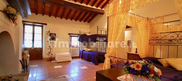 Casa de 6 dormitorios en Passignano sul Trasimeno, Italy No. 53682 13