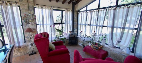 Casa de 6 dormitorios en Passignano sul Trasimeno, Italy No. 53682 7