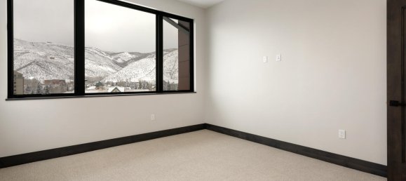 3 Schlafzimmer Cafe / Restaurant in Avon, USA, Nr. 67 25