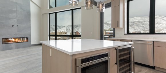 3 Schlafzimmer Cafe / Restaurant in Avon, USA, Nr. 67 18