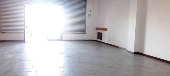 74m² Commercial property in Viana do Castelo, Portugal No. 82906 18