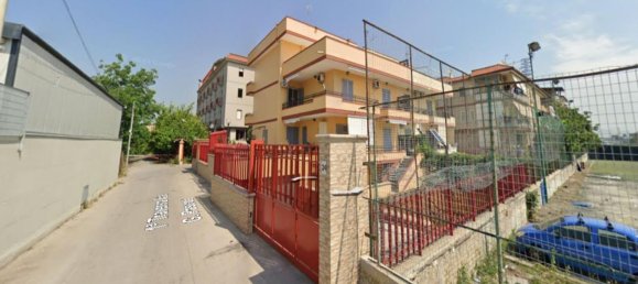 Apartamento de 6 habitaciónes en Casoria, Italy No. 14138 2