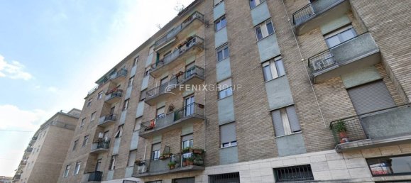 2 bedrooms Apartment in Milan, Italy No. 260657 14