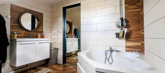 Casa de 4 dormitorios en Vert-Saint-Denis, France No. 324622 13