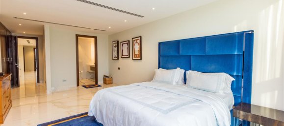 6 bedrooms Villa in Emirates Hills, UAE No. 28031 26