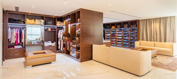 6 bedrooms Villa in Emirates Hills, UAE No. 28031 16