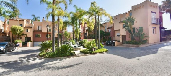 4 bedrooms House in Marbella, Spain No. 166780 9